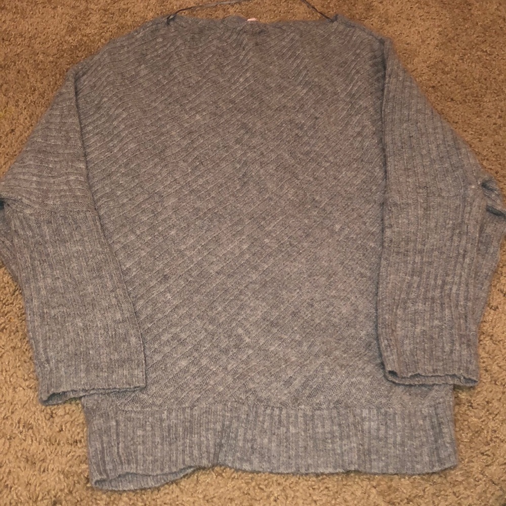 Grey sweater